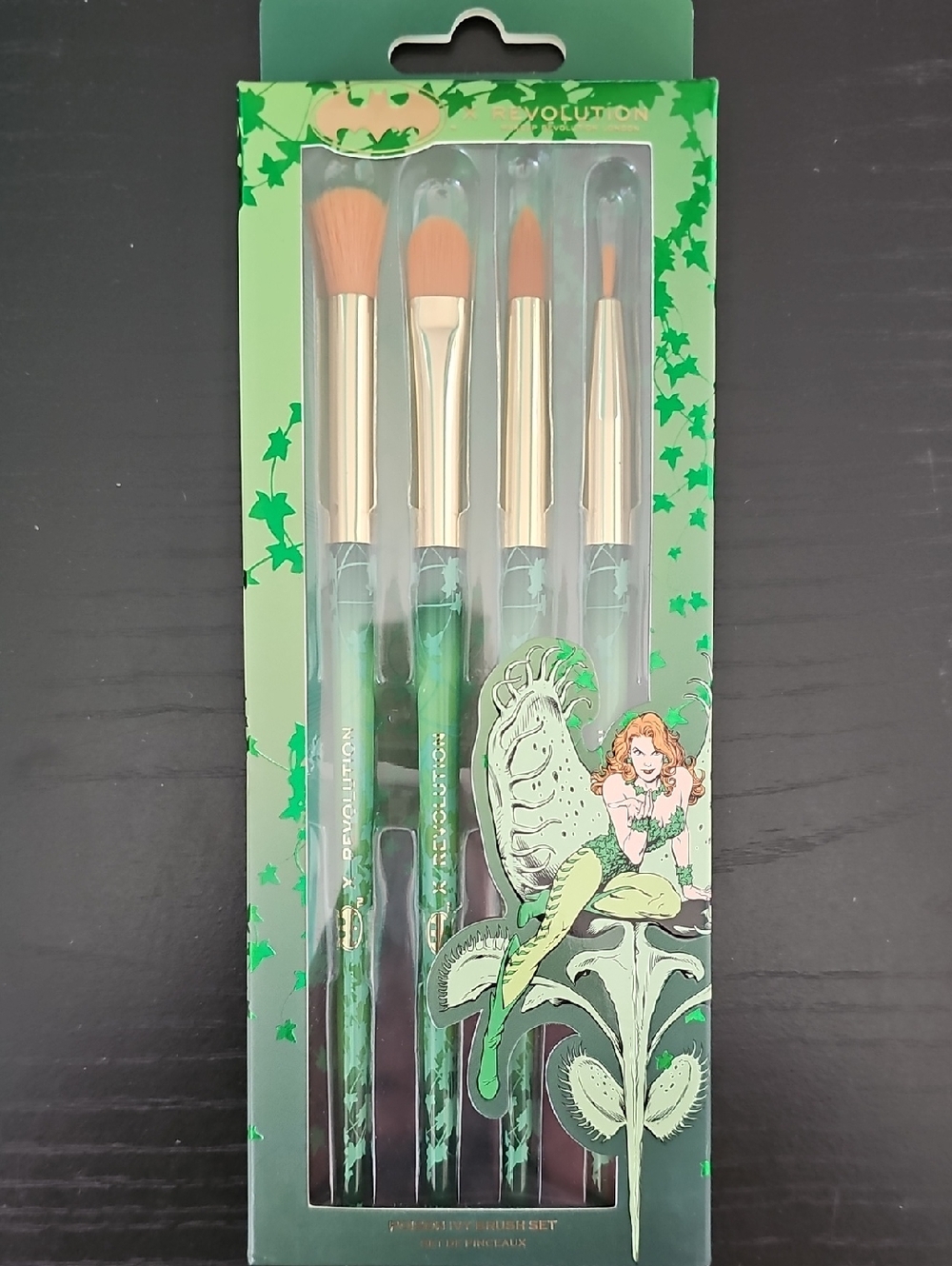 Makeup Revolution X DC Comics Poison Ivy Brush Set NWT